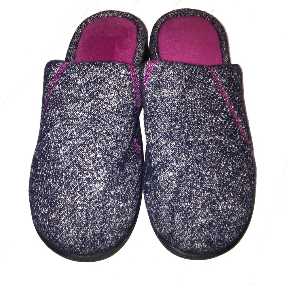 🛍Isotoner slippers